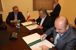 امضا تفاهمنامه از سرگیری اعزام زائرین ایرانی به سوریه