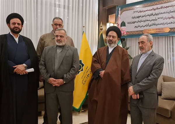 رئیس سازمان حج و زیارت در بدو ورود به عربستان مطرح کرد: پیگیری نهایی برنامه‌های حج تمتع آتی و ارزیابی میدانی خدمات عمره