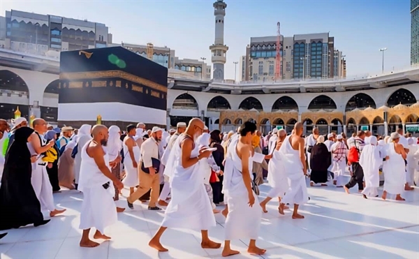 دارندگان فیش عمره برای تشرف در سال جاری اقدام نمایند/ ۱۵۰۰زوج جوان با طرح تشویقی سازمان حج راهی مکه خواهند شد